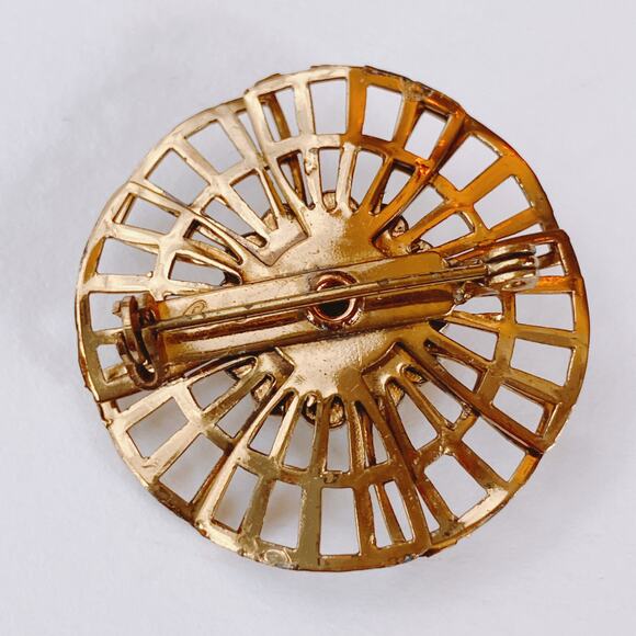 VTG Signed Coro Cameo Brooch Mid Century Gold Tone Openwork Rhinestone Pin 1950s - Picture 7 of 8